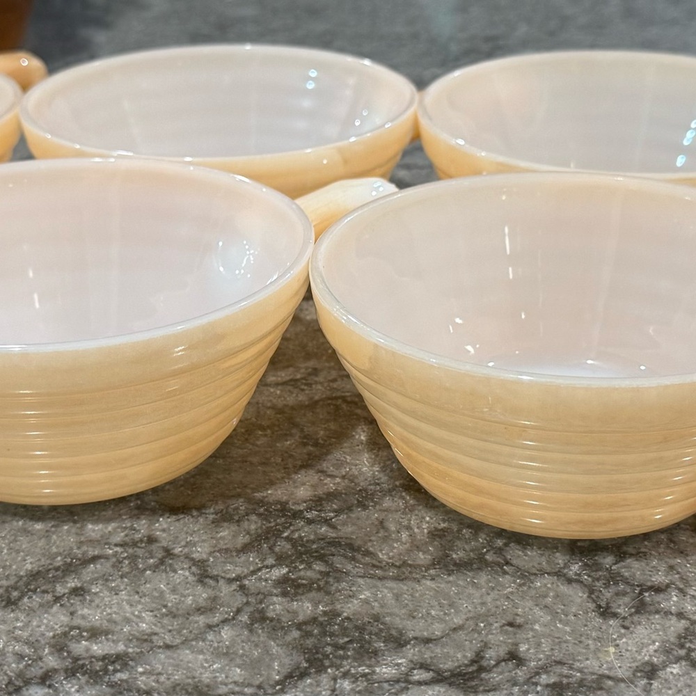 Fire King Peach Lustre Beehive Bowls with handle S/8 Vintage 1950’s - Picture 10 of 16
